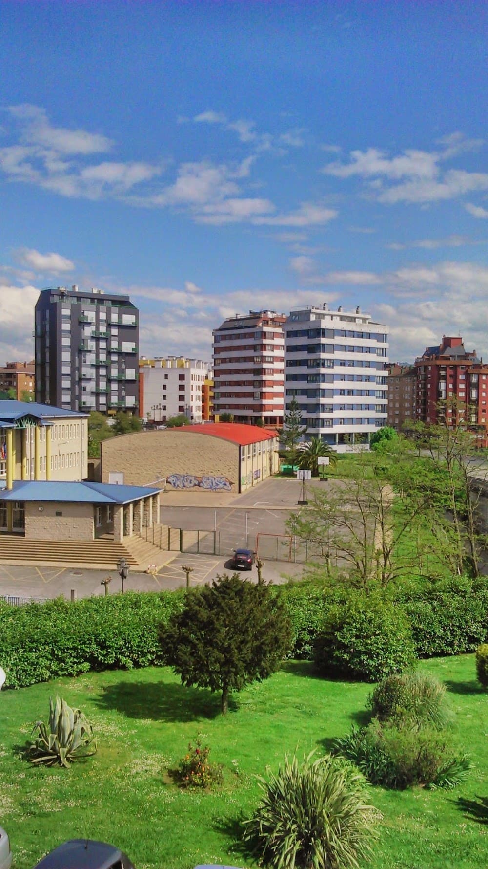 Foto secundaria del campus I.e.s. "pando"