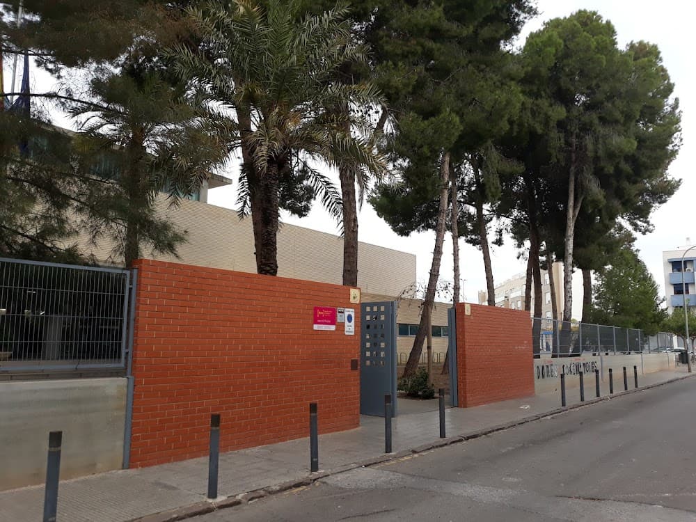 Foto secundaria del campus Gilabert De Centelles