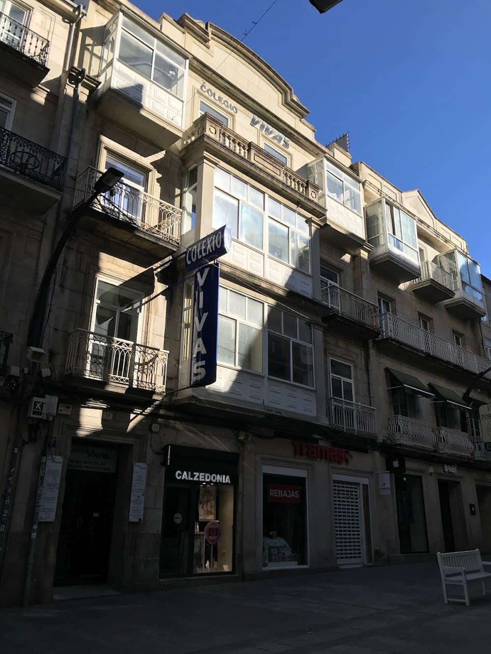 Foto secundaria del campus Vivas