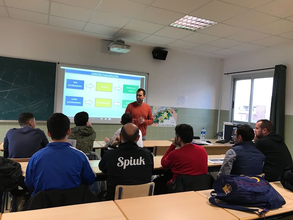Ensenyament I Animació Socioesportiva a Escola Ceneted (Escola Ceneted, S'aranjassa): foto 5