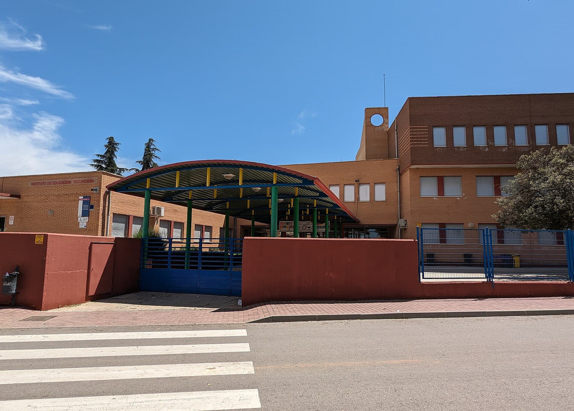 Informática y Comunicaciones en Instituto de Educación Secundaria ALCARRIA BAJA (Instituto de Educación Secundaria ALCARRIA BAJA, Mondéjar): foto 1