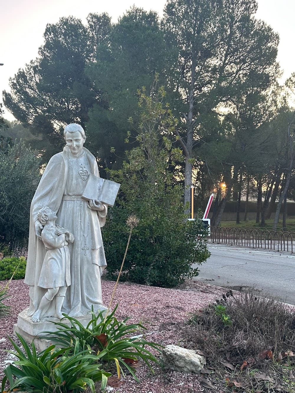 Foto secundaria del campus San Gabriel