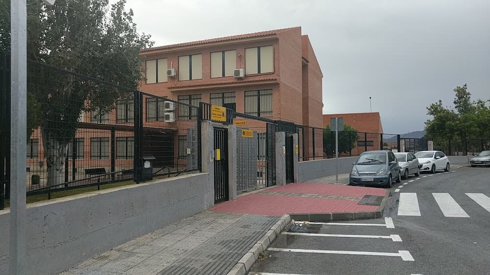 Gestió Administrativa a Ingeniero De La Cierva (Ingeniero De La Cierva, Murcia): foto 2