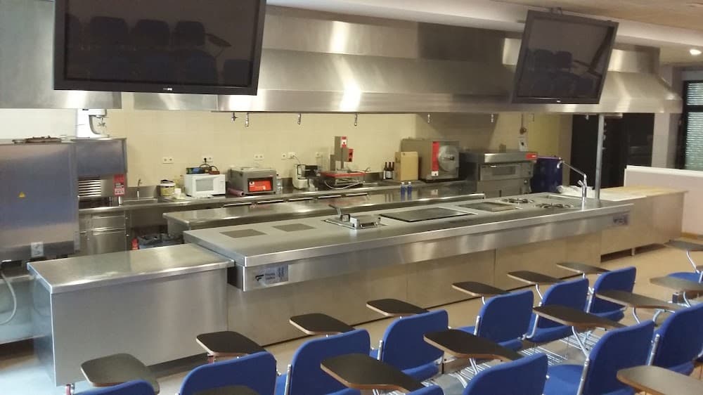 Foto secundaria del campus Escuela Superior De Hosteleria Y Turismo