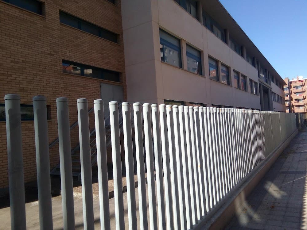 Foto secundaria del campus Arsenio Jimeno