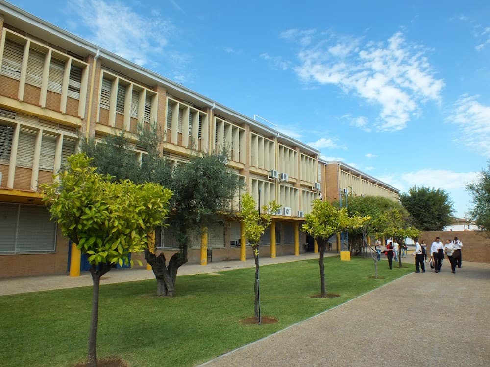 Foto secundaria del campus Atenea