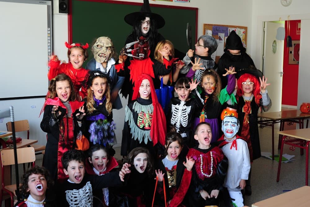 Foto secundaria del campus Colegio Montealbir