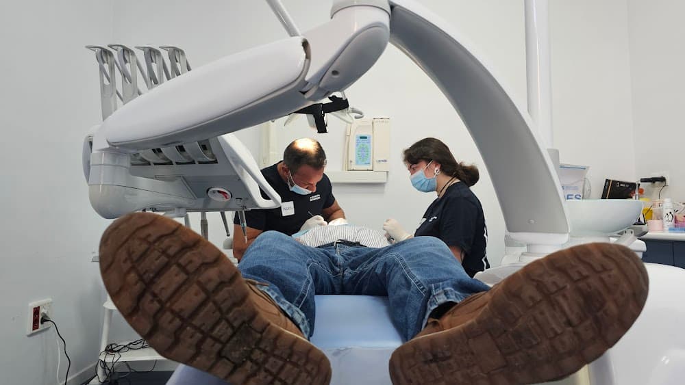 Higiene Bucodental a Ades Centro Sanitario Integral (Ades Centro Sanitario Integral, Badajoz): foto 3