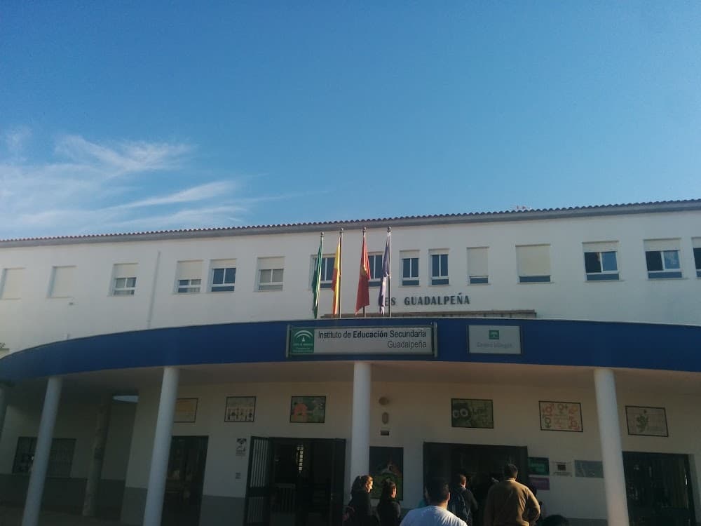 Foto secundaria del campus Guadalpeña