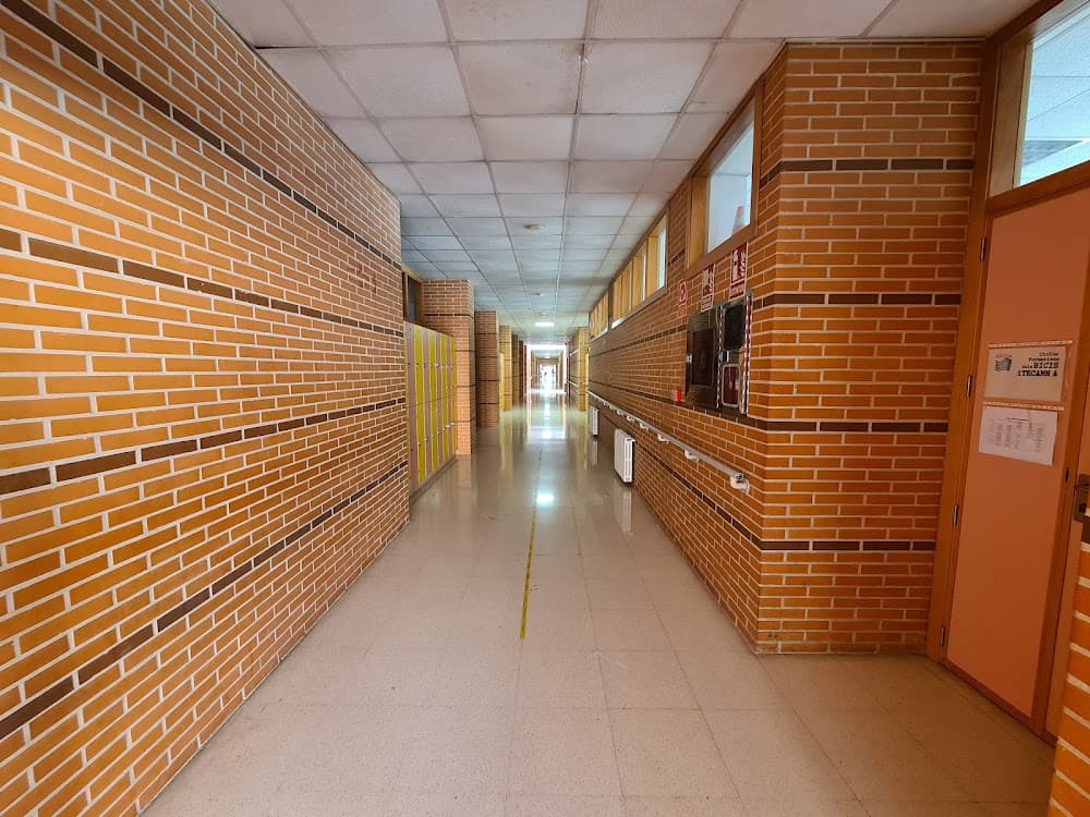 Foto secundaria del campus Districte Marítim