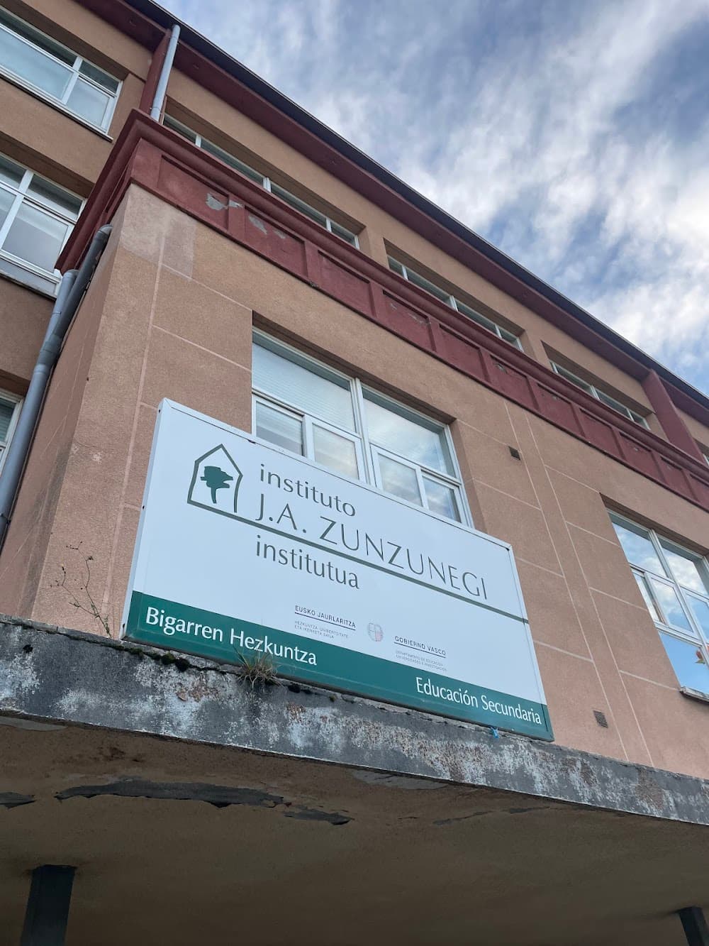 Farmacia Y Parafarmacia en Juan Antonio Zunzunegui (Juan Antonio Zunzunegui, Portugalete): foto 3
