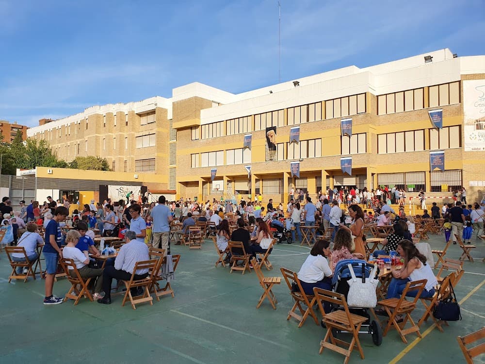 Foto secundaria del campus Santa Joaquina De Vedruna
