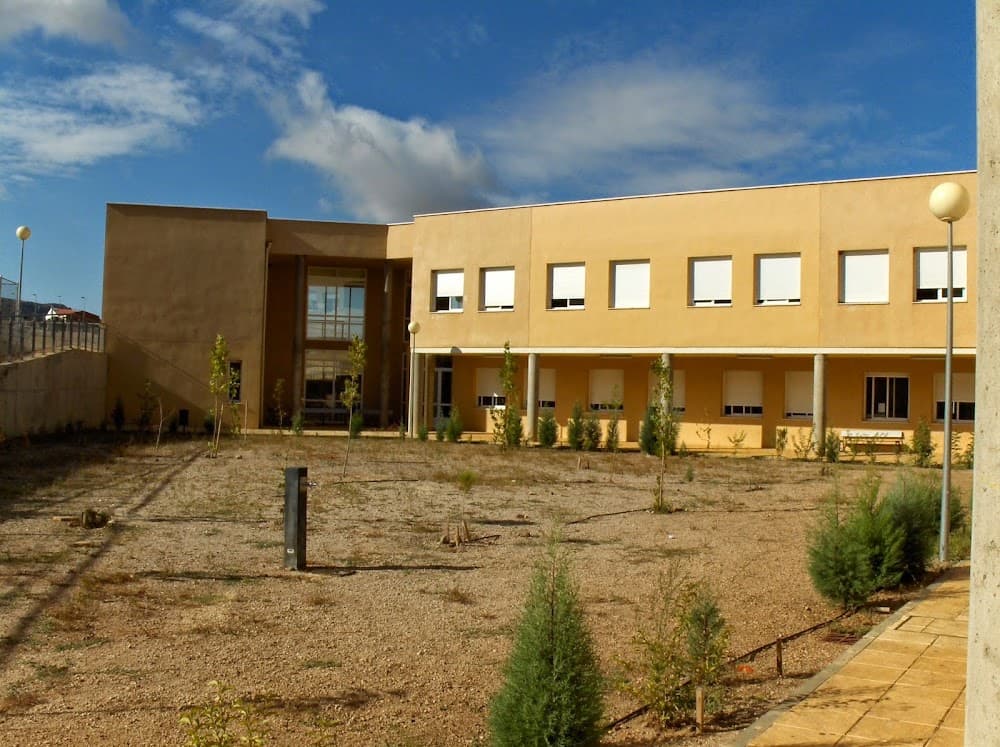 Sistemas Microinformáticos Y Redes en Ies Tierra Blanca (Ies Tierra Blanca, La Zarza): foto 1
