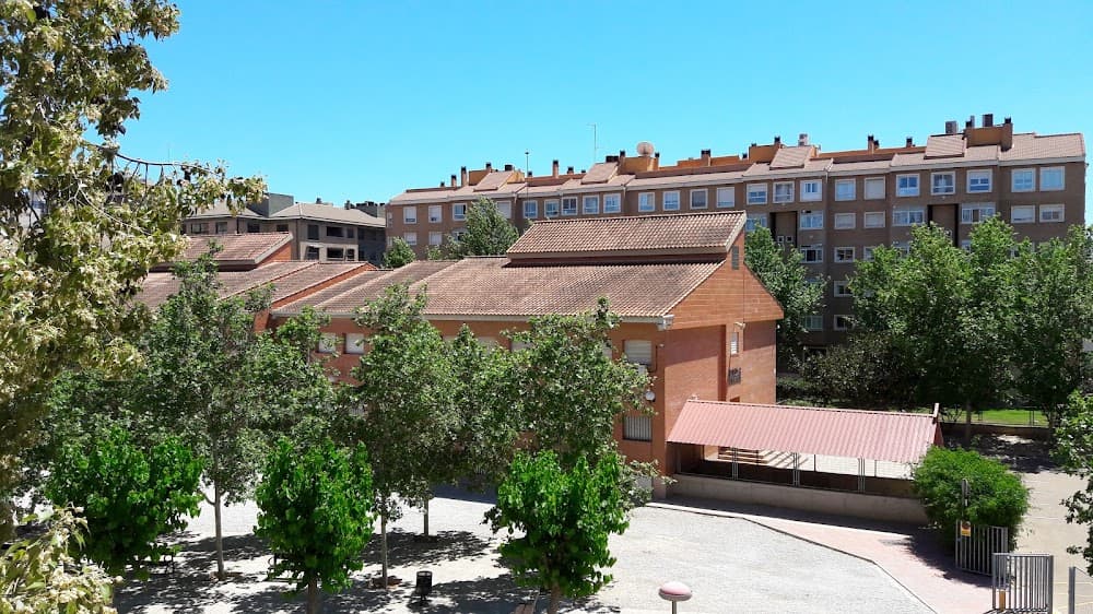 Foto secundaria del campus Juan Carlos I