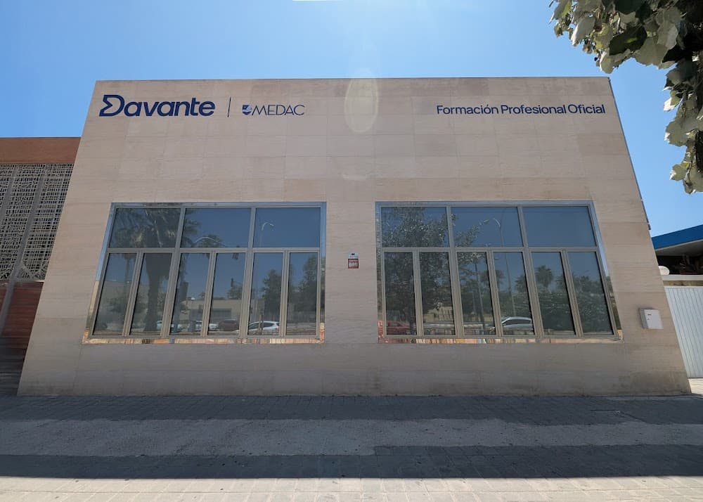 Foto secundaria del campus Medac Alicante