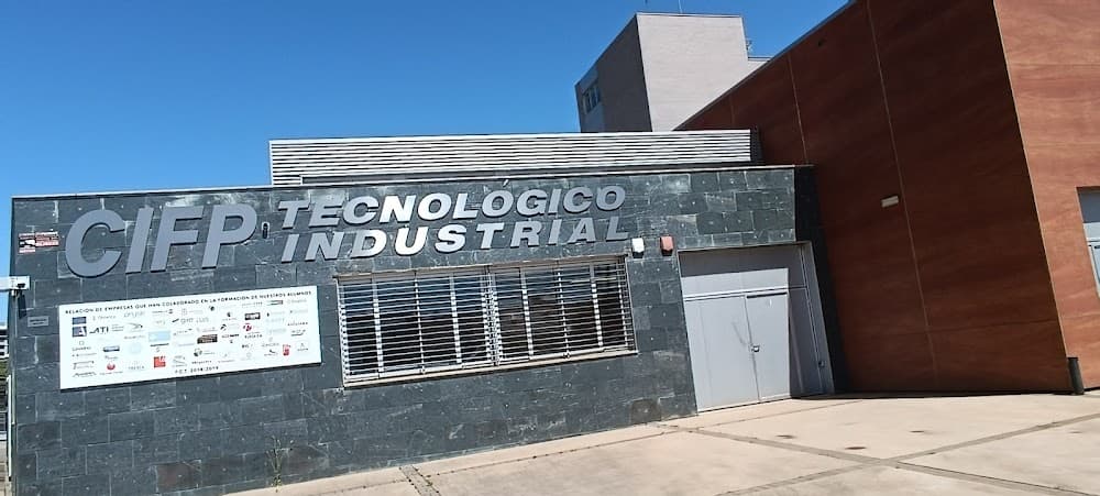 Projectes D'edificació a Tecnológico Industrial (Tecnológico Industrial, León): foto 2