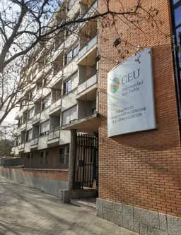 Foto secundaria del campus Facultad de Humanidades y Ciencias de la Comunicación
