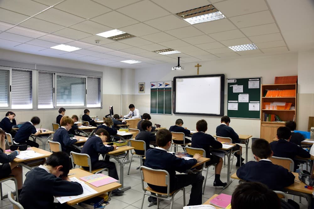 Administració De Sistemes Informàtics En Xarxa a Andel (Andel, Alcorcón): foto 5