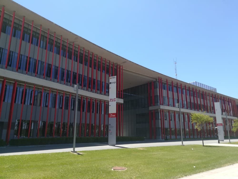 Foto secundaria del campus Cesur Zaragoza