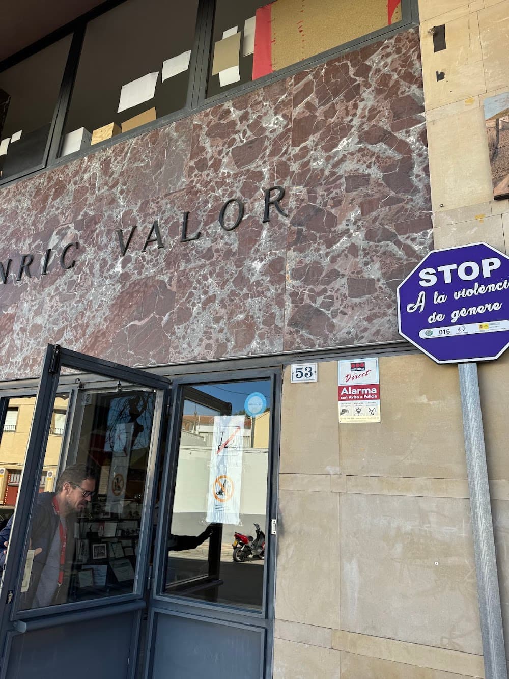 Instal·lacions Elèctriques I Automàtiques a Enric Valor (Enric Valor, Castalla): foto 1