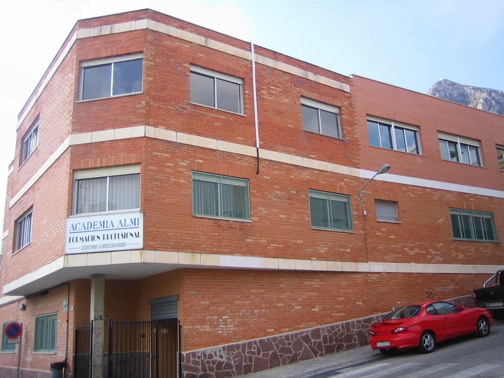 Foto secundaria del campus Academia Almi
