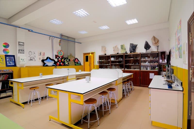 Foto secundaria del campus Santa Barbara