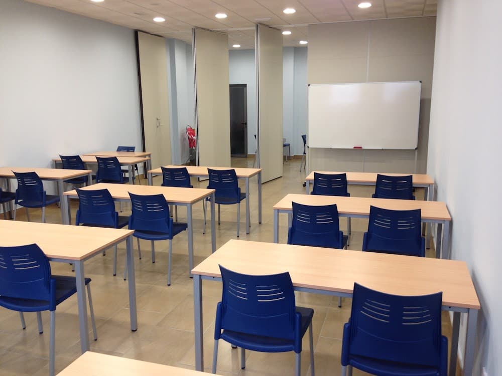 Higiene Bucodental a Zafiro Enseñanzas (Zafiro Enseñanzas, Montilla): foto 2