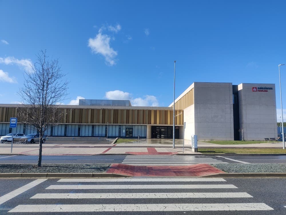 Automatització I Robòtica Industrial a Politécnico Salesianos (Politécnico Salesianos, Olaz): foto 1