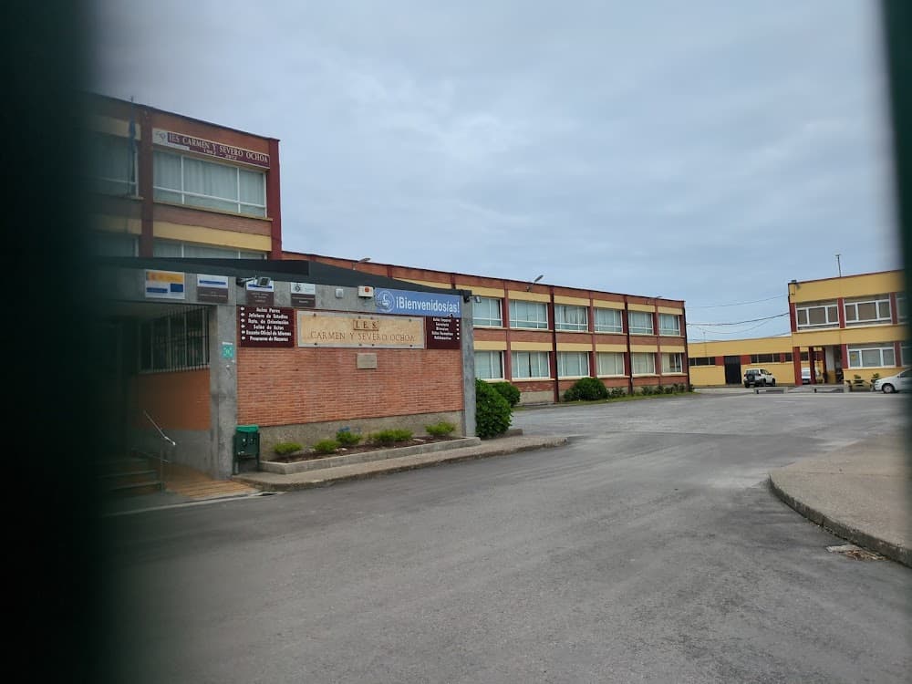 Foto secundaria del campus I.e.s. "carmen Y Severo Ochoa"