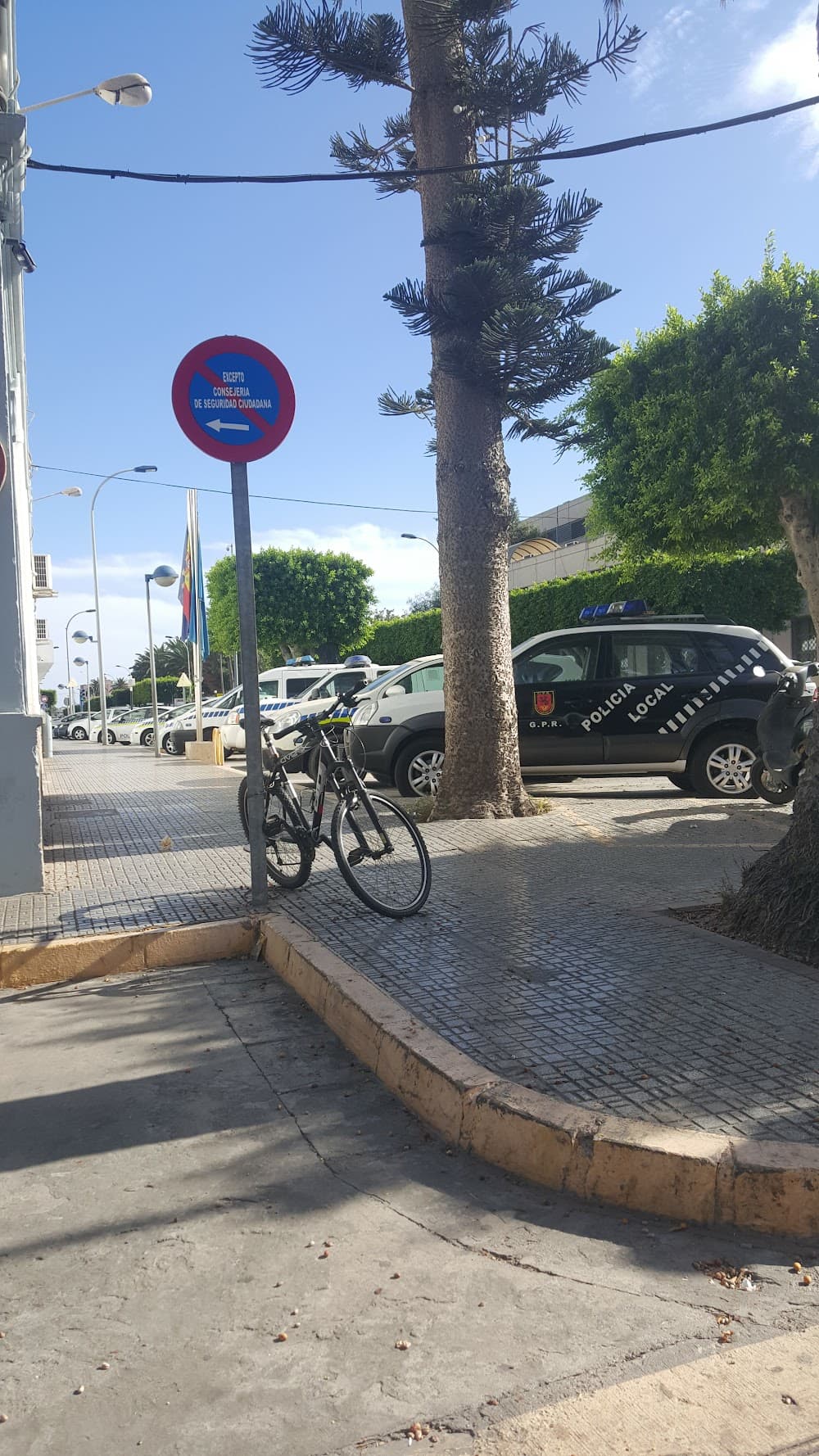 Educació I Control Ambiental a Miguel Fernández (Miguel Fernández, Melilla): foto 1