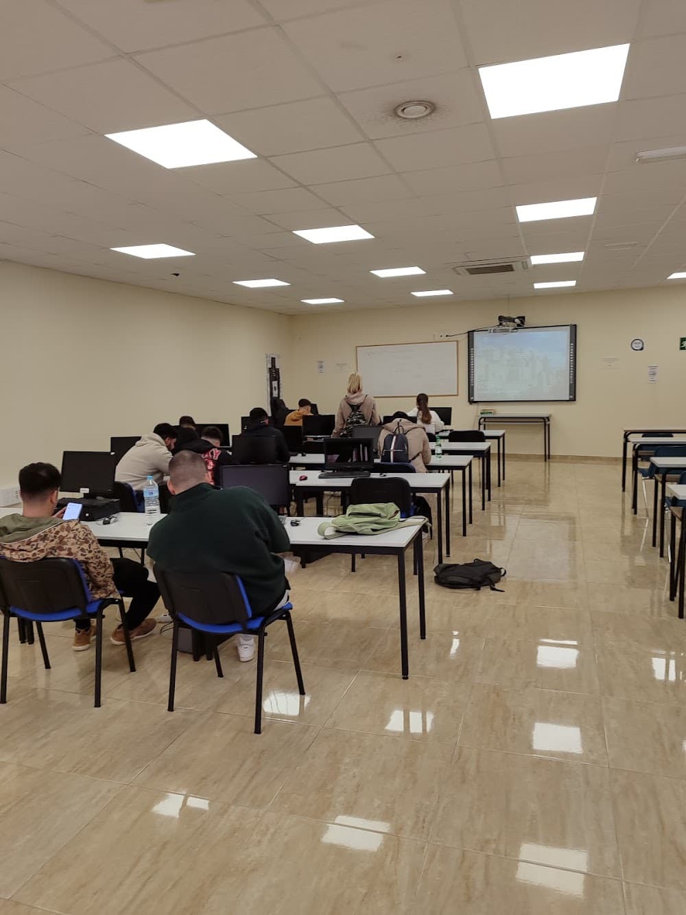 Foto secundaria del campus Centro Andaluz De Estudios Y Entrenamiento