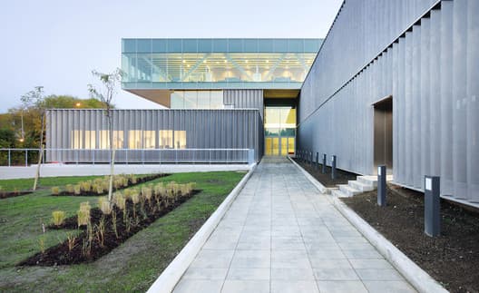 Foto secundaria del campus Facultad de Ciencias Empresariales