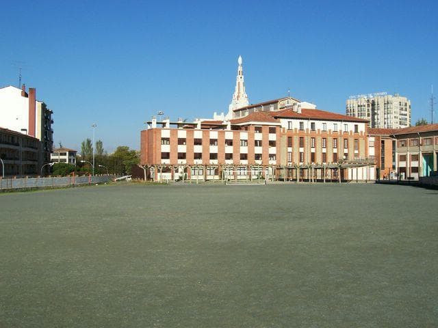 Foto secundaria del campus Centro Integrado Privado "escuela Politécnica Navarra"