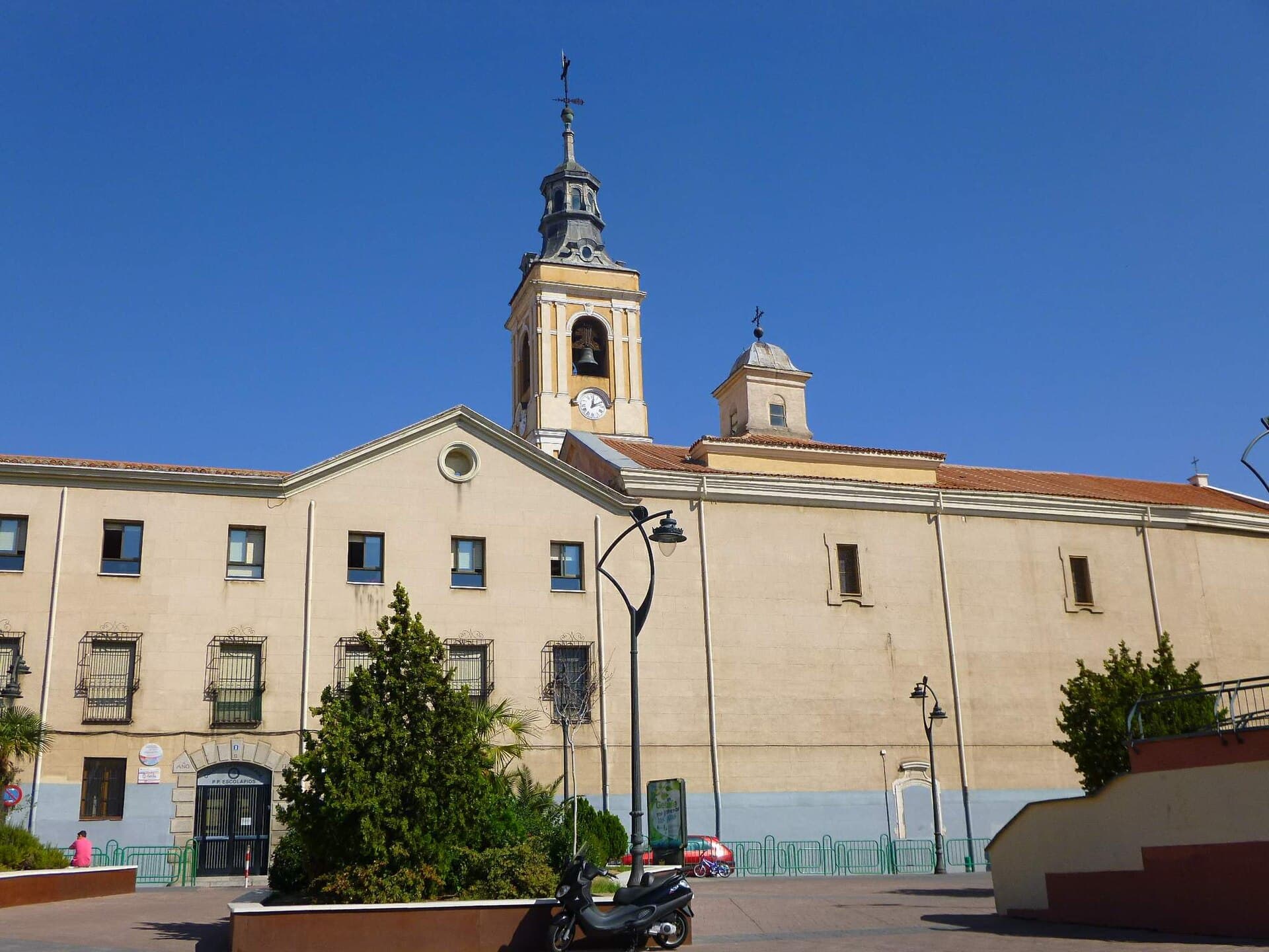 Desarrollo De Aplicaciones Multiplataforma en La Inmaculada-padres Escolapios (La Inmaculada-padres Escolapios, Getafe): foto 1