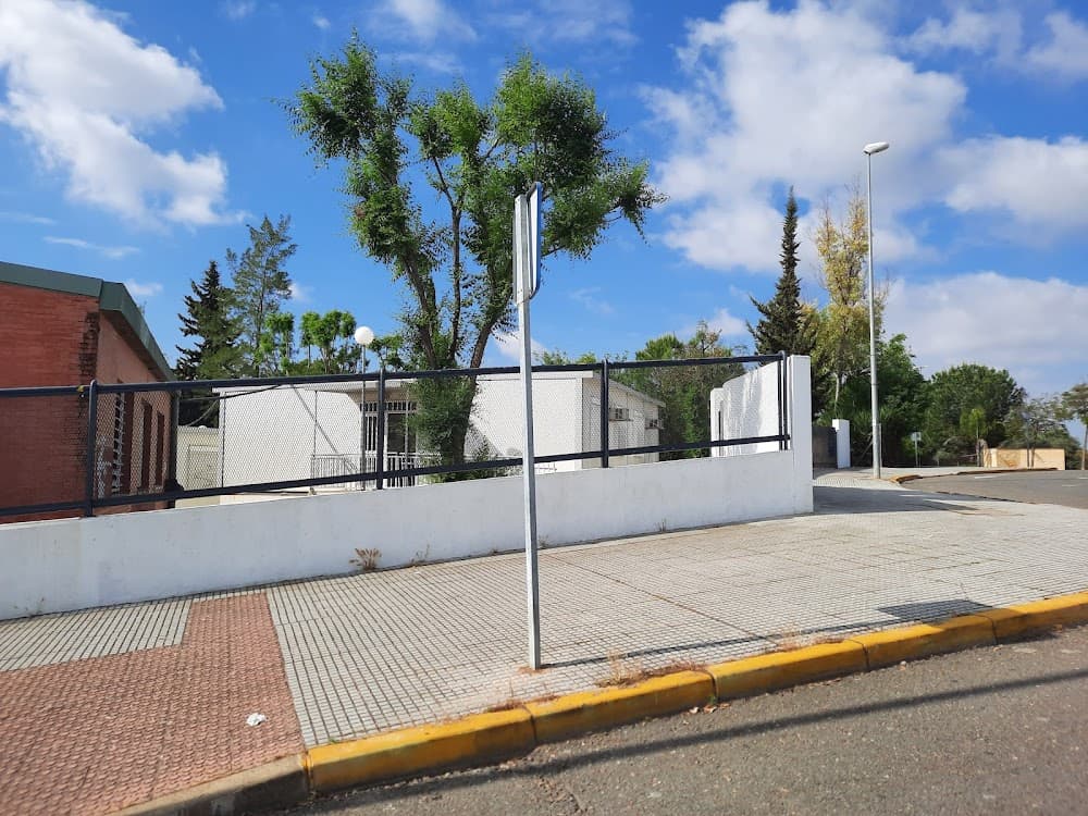 Instalaciones Eléctricas Y Automáticas en Profesor Tierno Galván (Profesor Tierno Galván, Alcalá De Guadaíra): foto 2