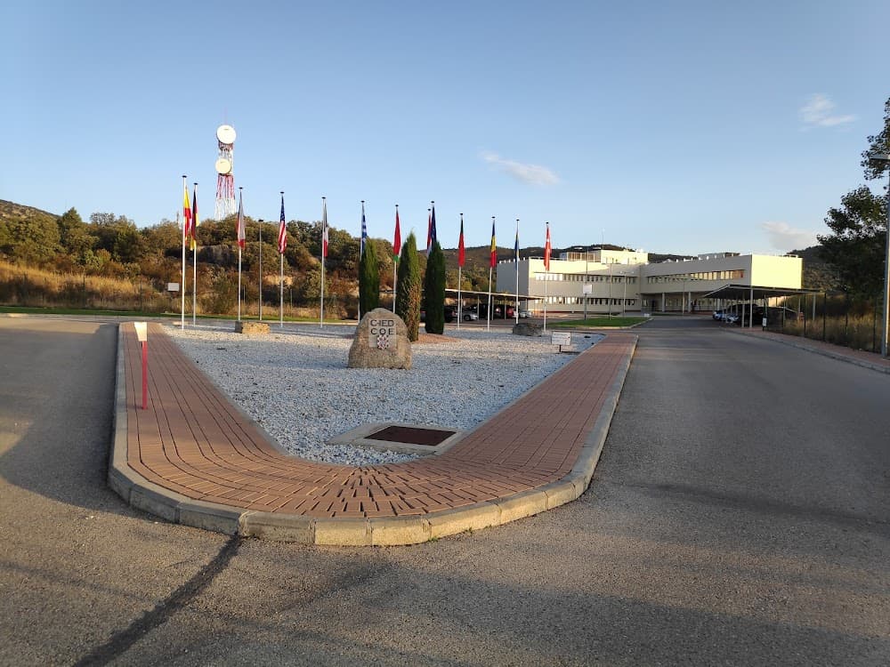 Foto secundaria del campus Academia De Ingenieros Del Ejercito De Tierra