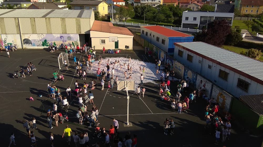 Guía En El Medio Natural Y De Tiempo Libre en Jorge Juan (Jorge Juan, Perlío (san Estevo)): foto 4