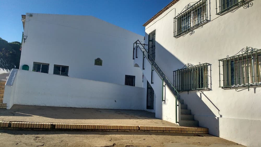 Guia En El Medi Natural I De Temps De Lleure a Montessori (Montessori, Huelva): foto 1