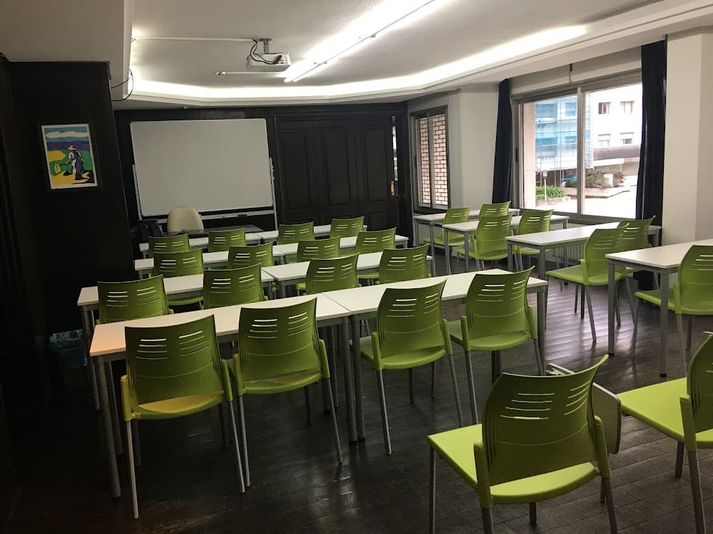 Foto secundaria del campus C.f.p.e. "escuela Europea"