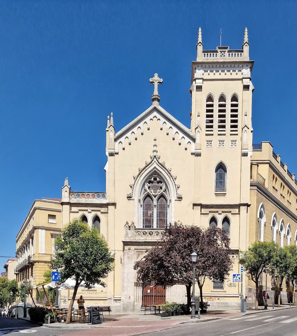 Administració I Finances a Maria Inmaculada (Maria Inmaculada, Madrid): foto 1
