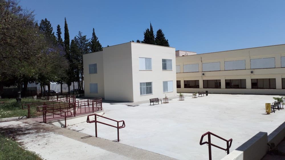 Foto secundaria del campus Virgen De La Soledad