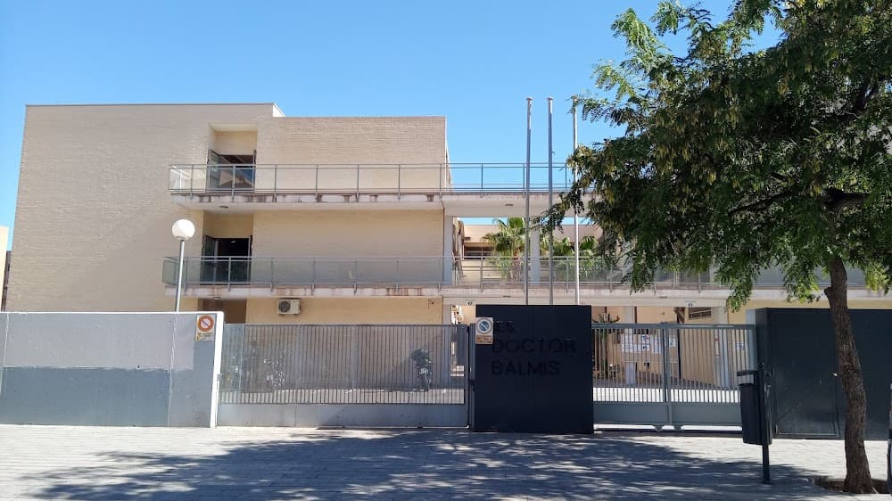 Foto secundaria del campus Doctor Balmis