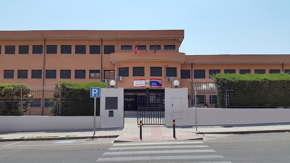 Administració I Finances a Jaime Ferran Clua (Jaime Ferran Clua, San Fernando De Henares): foto 1