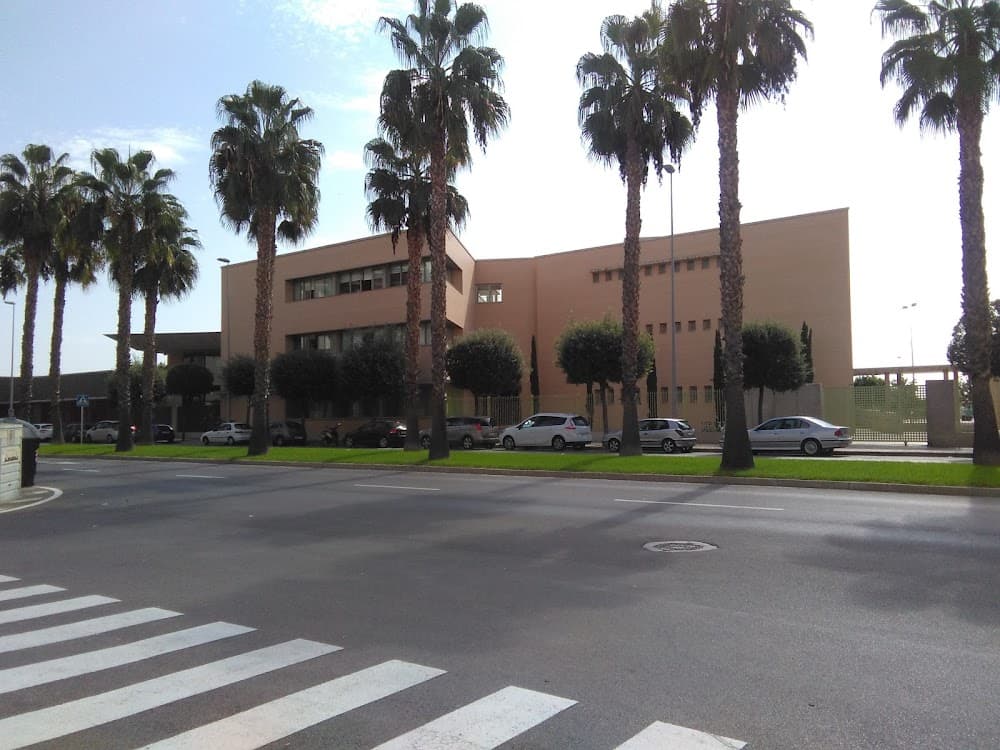 Electromecánica De Vehículos Automóviles en Llombai (Llombai, Borriana): foto 1
