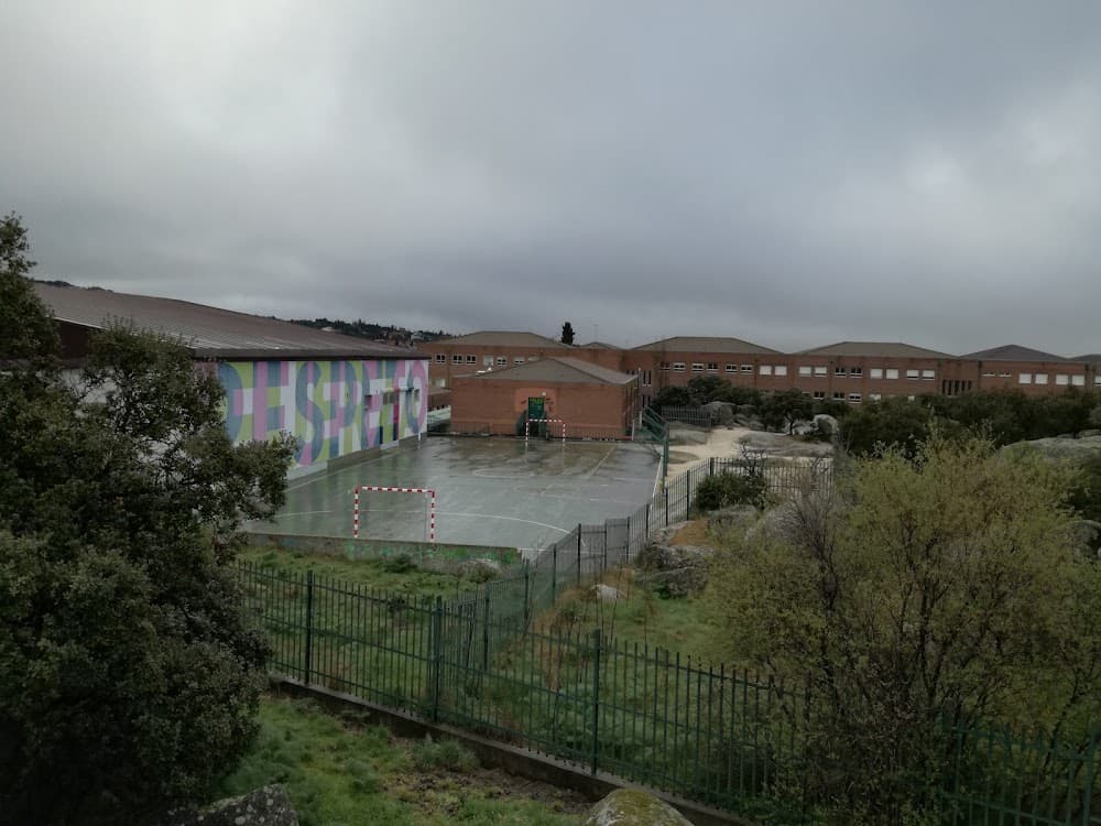 Foto secundaria del campus Diego Velazquez