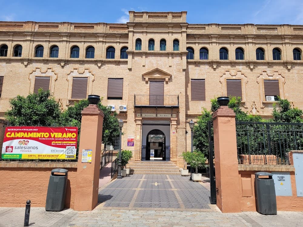 Foto secundaria del campus Salesianos De San Pedro