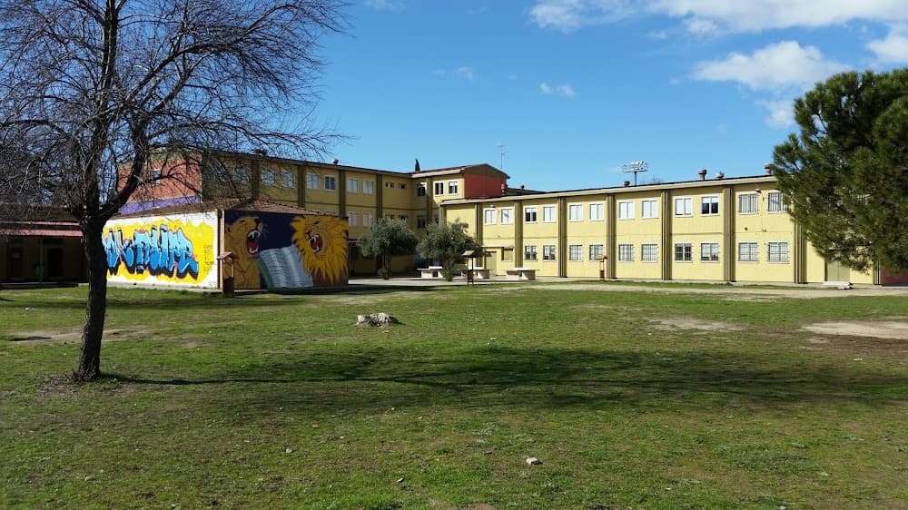 Foto secundaria del campus Leon Felipe