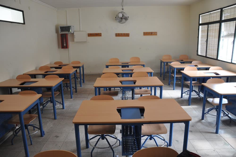 Foto secundaria del campus Gustavo Adolfo Bécquer