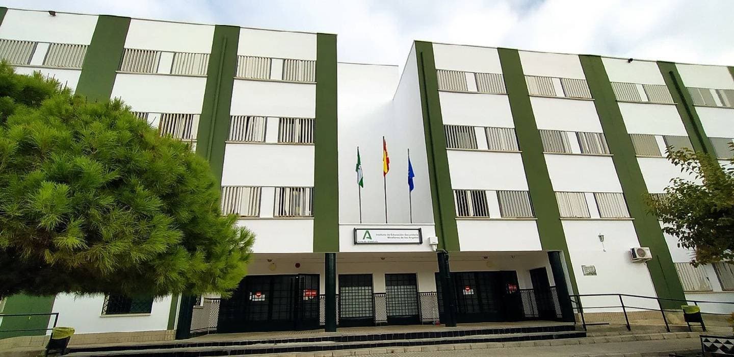 Agro-jardinería y Composiciones Florales en Instituto de Educación Secundaria Miraflores de los Ángeles (Instituto de Educación Secundaria Miraflores de los Ángeles, Málaga): foto 1