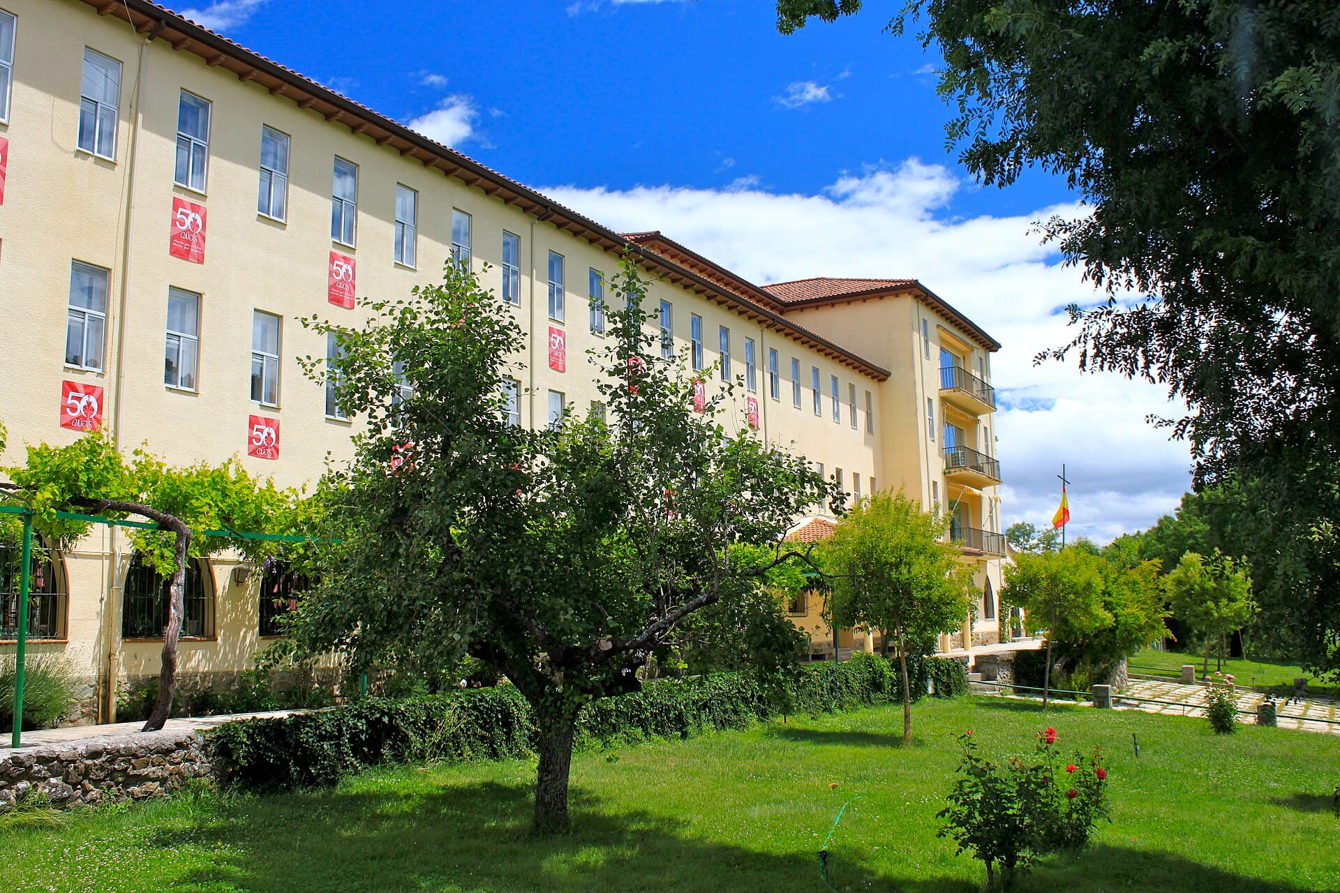 Seminario Arzobispal La Inmaculada Y San Damaso